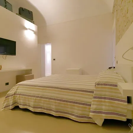 Al Postale 17 Отель типа 